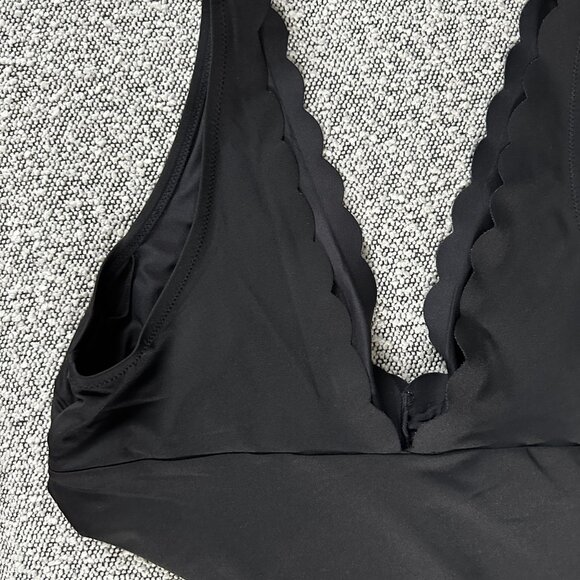 H&M Black One-Piece Swimsuit – Size XL - Picture 2 of 5